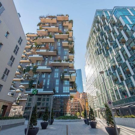 Joivy 1Br Apt In Isola With Stunning View To Bosco Verticale Milan Exterior photo